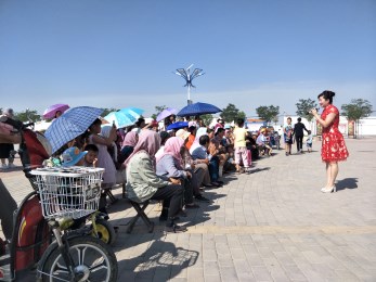 文化惠民，我把歡樂送鄉(xiāng)親——甘肅省歌舞劇院“紅色文藝輕騎兵”揚(yáng)鞭催馬向前方