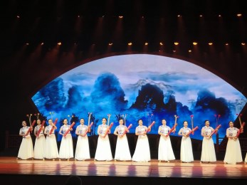 甘肅演藝集團優(yōu)秀精準(zhǔn)扶貧作品受邀參加第三屆中國西部優(yōu)秀曲藝節(jié)目展演獲專家贊譽好評